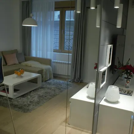 Slavna Luxury & Modern Near The Fortress Belgrade Exterior photo